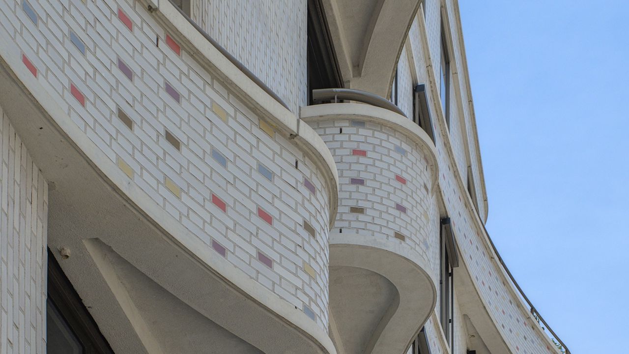 Wallpaper building, balconies, windows, facade, architecture, bricks
