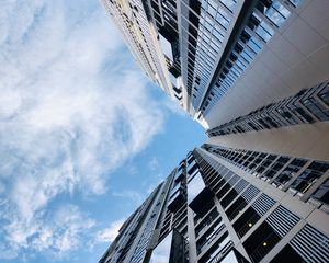 Preview wallpaper building, bottom view, clouds, sky