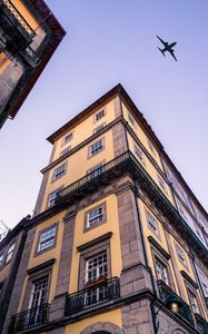 Preview wallpaper building, bottom view, facade, city