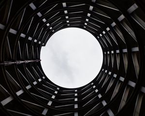 Preview wallpaper building, circle, bw, construction, sky