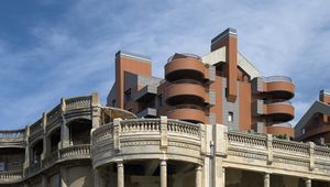 Preview wallpaper building, columns, towers, architecture