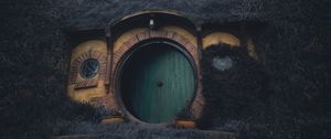 Preview wallpaper building, door, hobbiton movie set, new zealand