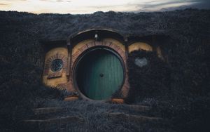 Preview wallpaper building, door, hobbiton movie set, new zealand