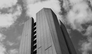 Preview wallpaper building, facade, architecture, bw, sky