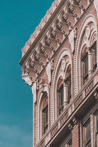 Preview wallpaper building, facade, architecture, relief, windows