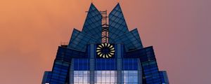 Preview wallpaper building, facade, architecture, twilight