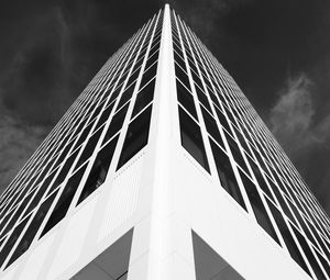 Preview wallpaper building, facade, bw, architecture, corner, symmetry