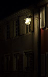 Preview wallpaper building, facade, lantern, night, dark