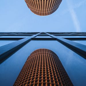 Preview wallpaper building, facade, reflection, sky