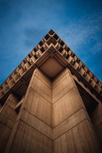 Preview wallpaper building, facade, roof, edges, architecture