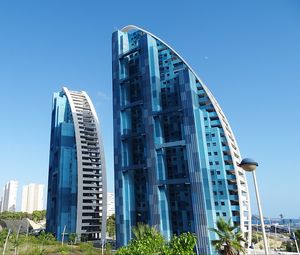 Preview wallpaper building, facade, slope, architecture, blue