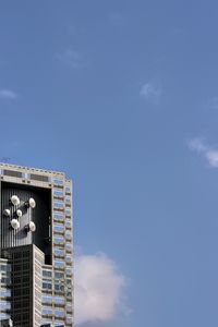 Preview wallpaper building, facade, windows, edges, sky