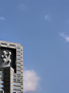 Preview wallpaper building, facade, windows, edges, sky