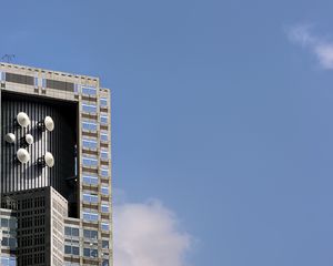 Preview wallpaper building, facade, windows, edges, sky