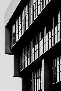 Preview wallpaper building, facade, windows, bw