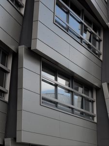Preview wallpaper building, facade, windows, edges, gray