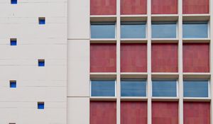 Preview wallpaper building, facade, windows, architecture, edges