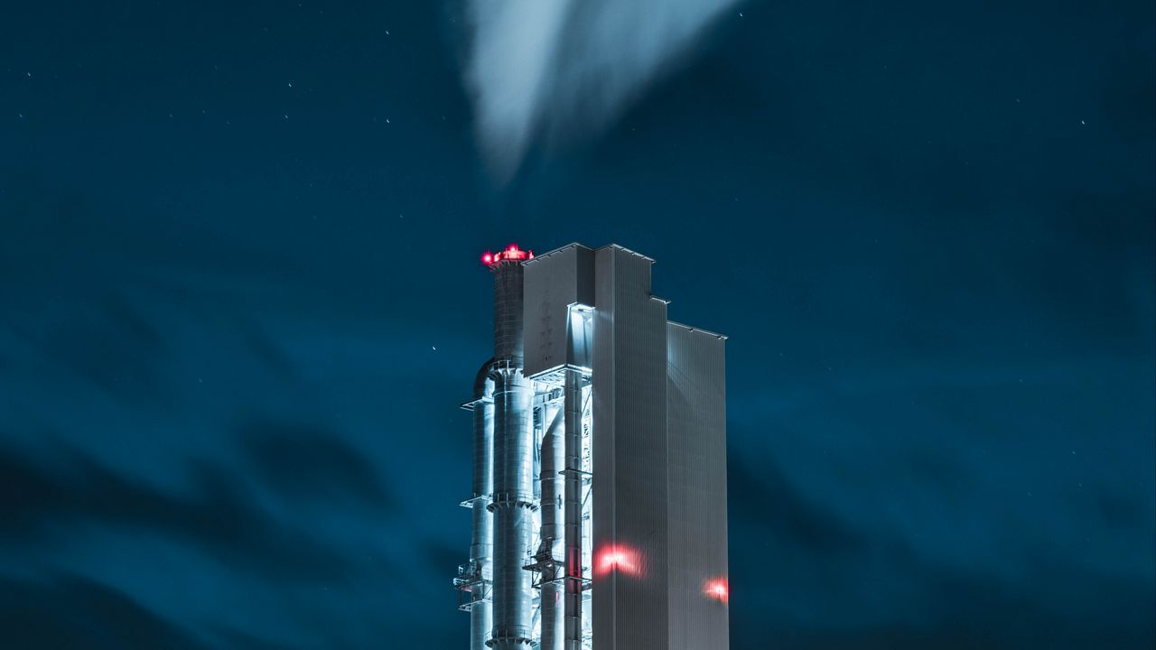 Wallpaper building, factory, smoke, night, dark