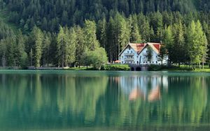 Preview wallpaper building, forest, lake, reflection