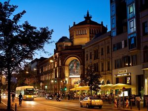 Preview wallpaper building, lights, city, street, people, life, movement