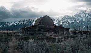 Preview wallpaper building, mountains, farm, wooden, old