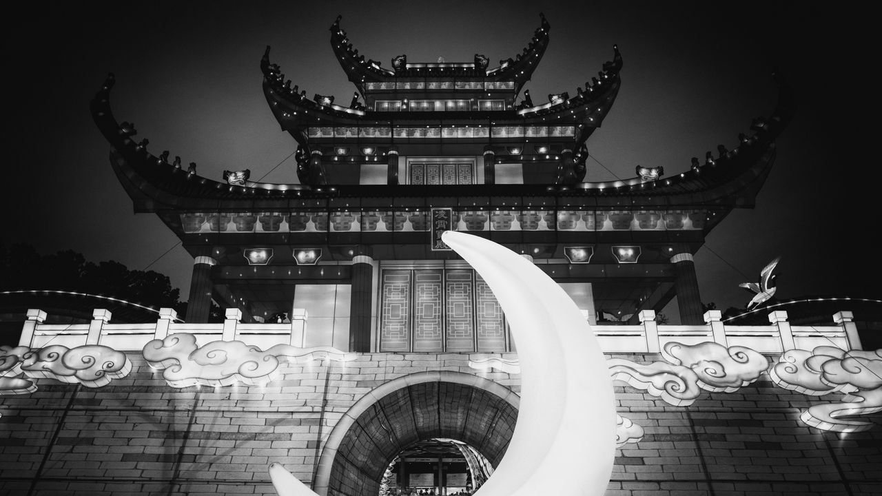 Wallpaper building, pagoda, architecture, asia, moon, black and white