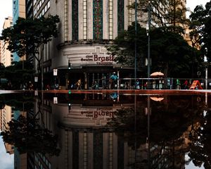 Preview wallpaper building, reflection, architecture, water, trees