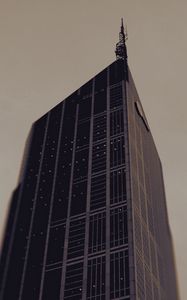 Preview wallpaper building, roof, light, sky, skyscraper