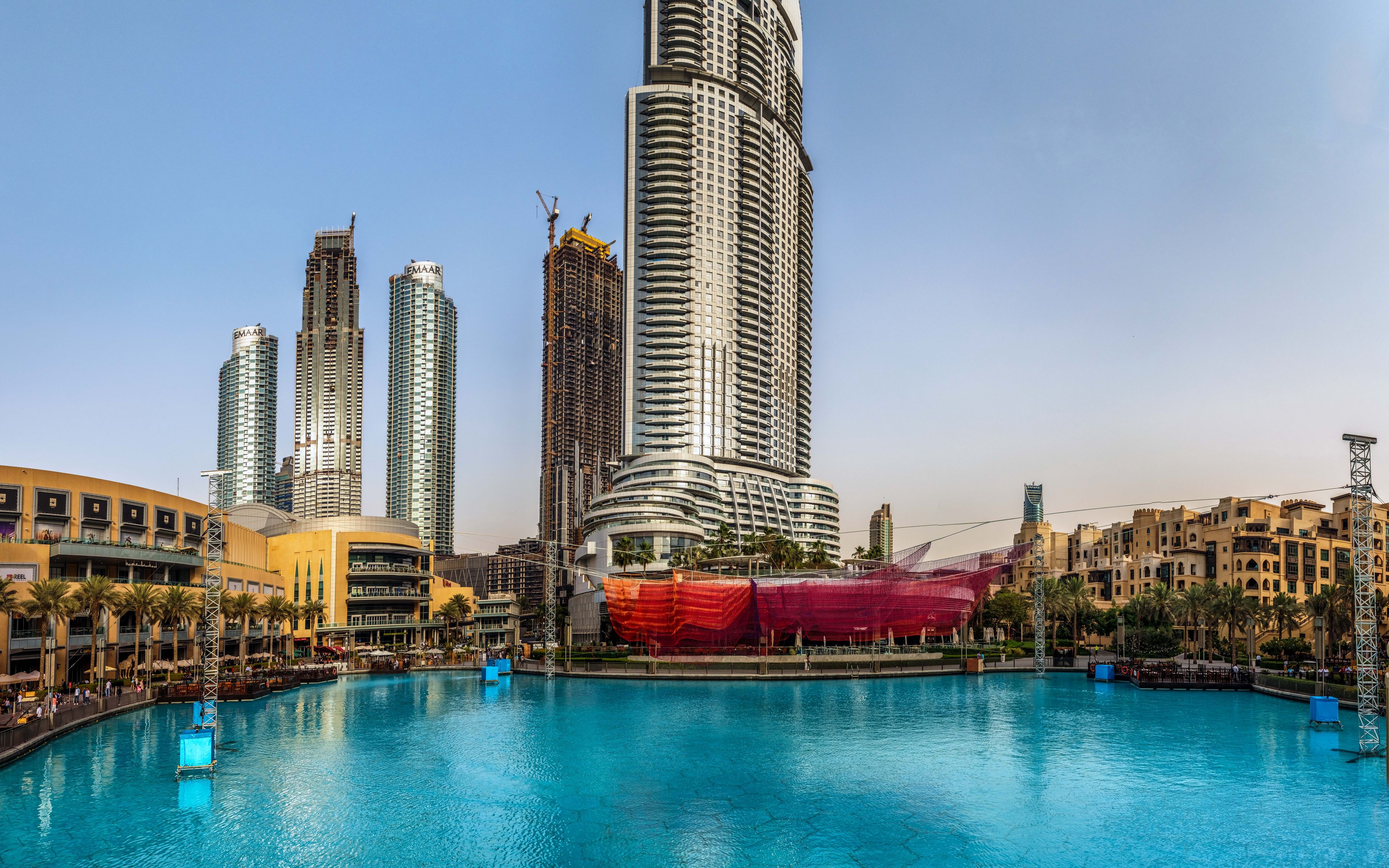 Купить телефон в дубае. Дубаи небоскрёб басссейн. Дубай 2022. ЛОНГБИЧС Дубай. Дубай отели высотные.