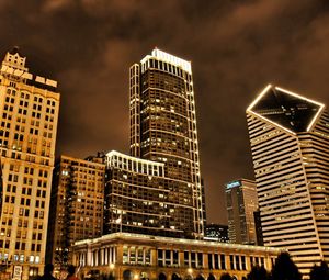 Preview wallpaper building, skyscrapers, sky, evening