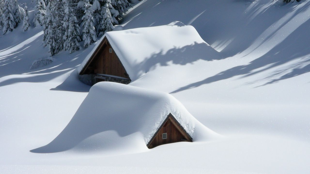 Wallpaper building, snow, hill, trees