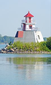 Preview wallpaper building, tower, range light, river