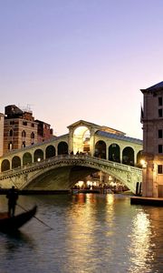 Preview wallpaper building, venice, italy, bridge, night, boat, river