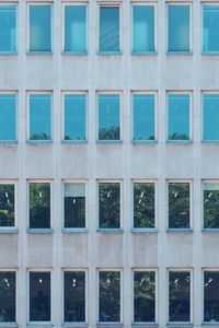 Preview wallpaper building, windows, architecture, facade, reflection