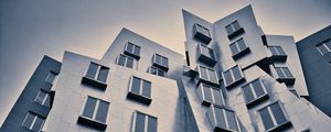 Preview wallpaper building, windows, facade, architecture, edges