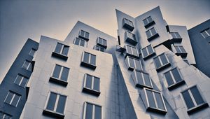 Preview wallpaper building, windows, facade, architecture, edges