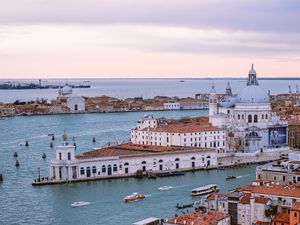 Preview wallpaper buildings, architecture, canals, venice, italy, city