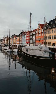 Preview wallpaper buildings, boats, canal, water, city