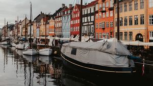 Preview wallpaper buildings, boats, canal, water, city