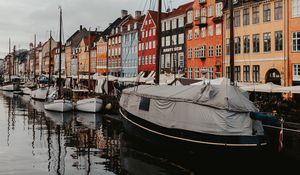 Preview wallpaper buildings, boats, canal, water, city