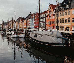 Preview wallpaper buildings, boats, canal, water, city