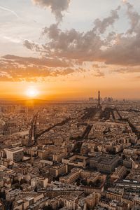 Preview wallpaper buildings, city, sunset, roofs, france