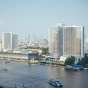 Preview wallpaper buildings, pier, river, ship, city