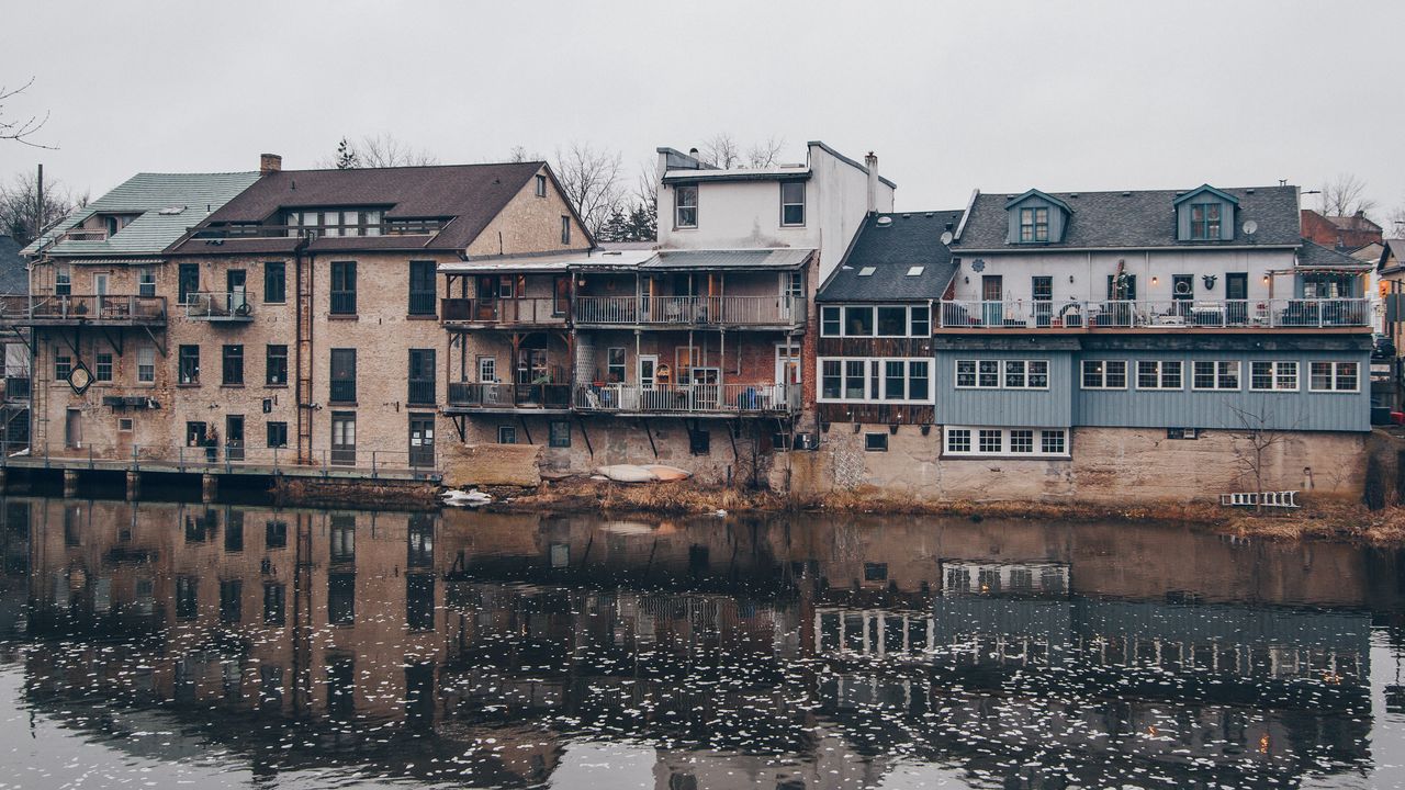 Wallpaper buildings, river, reflection