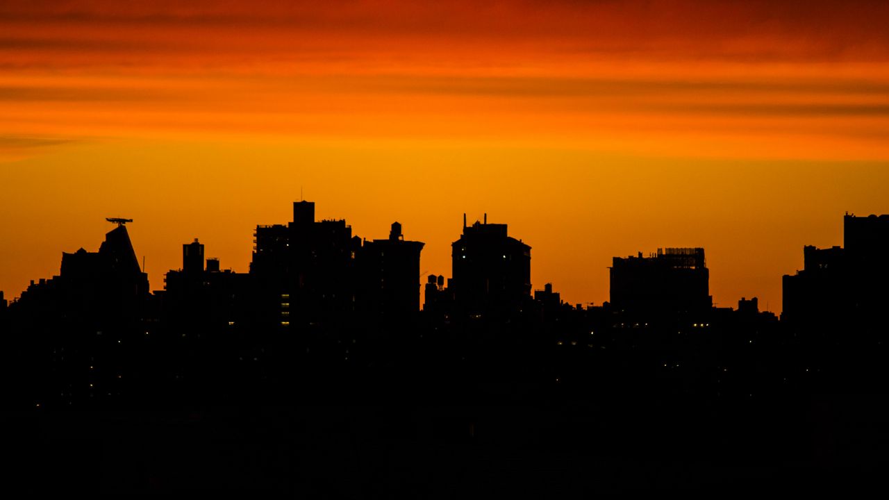 Wallpaper buildings, silhouettes, city, evening