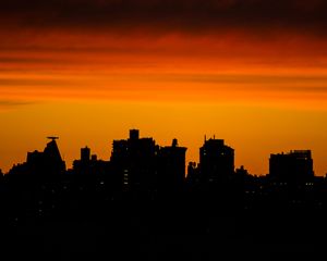 Preview wallpaper buildings, silhouettes, city, evening