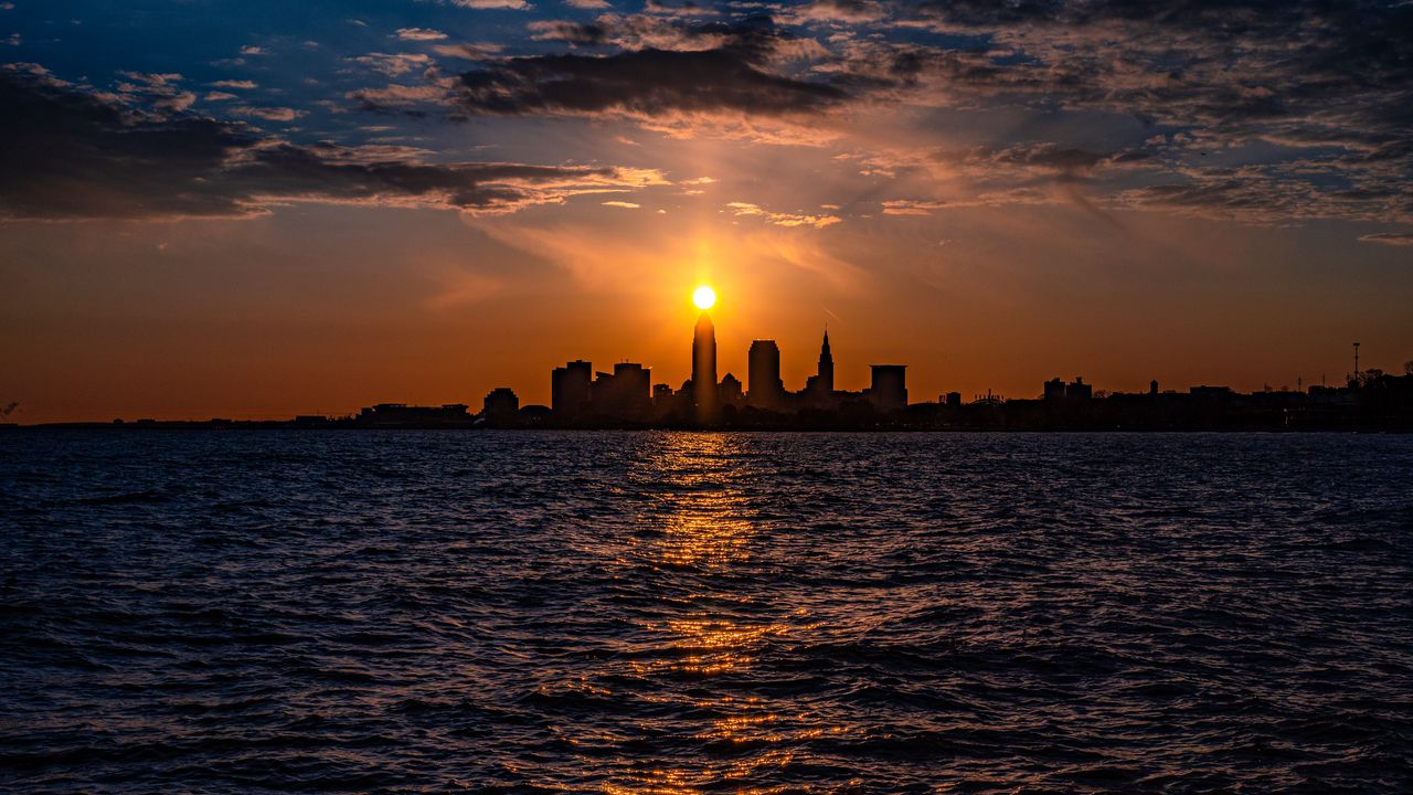 Wallpaper buildings, silhouettes, sea, sun, sunset, dark