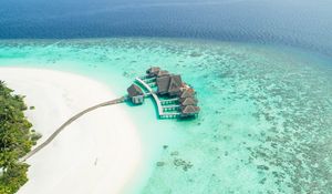 Preview wallpaper bungalow, ocean, aerial view, island, maldives