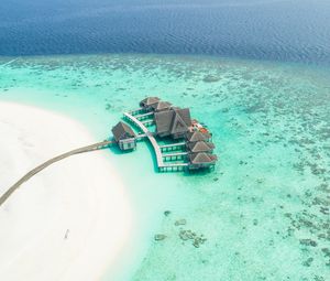 Preview wallpaper bungalow, ocean, aerial view, island, maldives