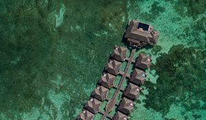 Preview wallpaper bungalow, ocean, aerial view, tropics, water